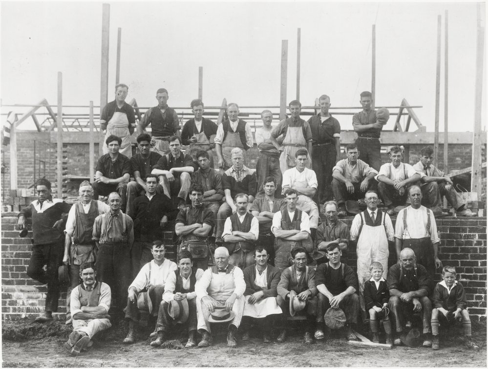 Gear Co. extensions, group of workers