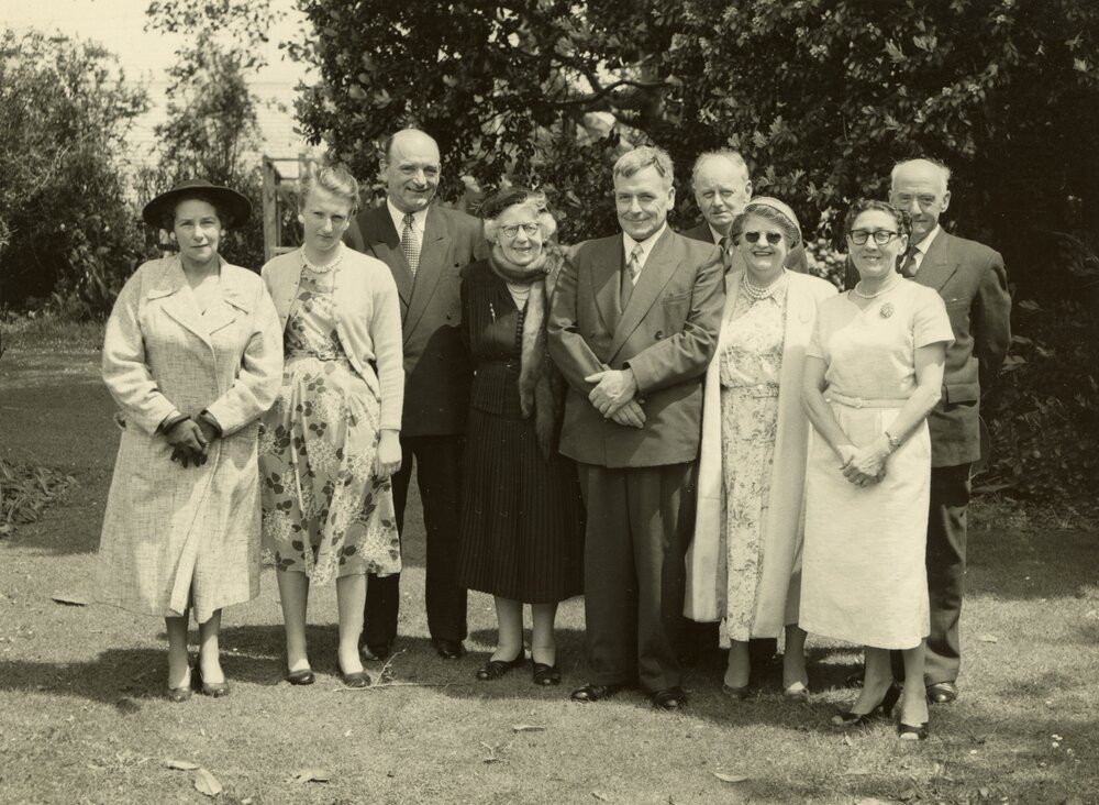  Percy Dowse's farewell