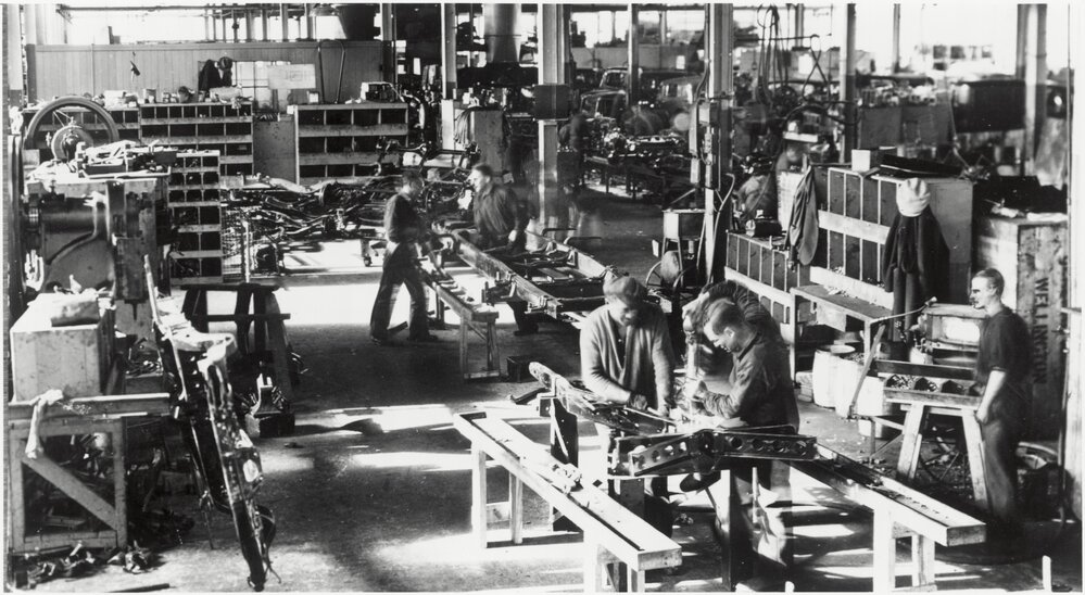 General Motors: chassis assembly