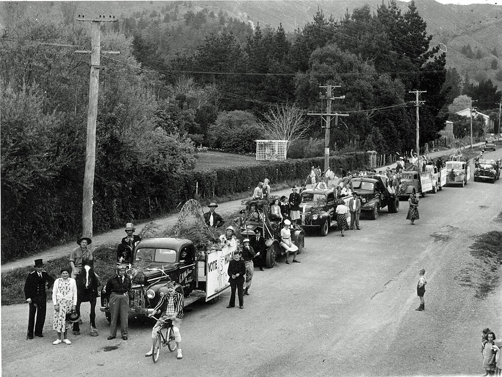 Stokes Valley "Mayoral Parade" 1951
