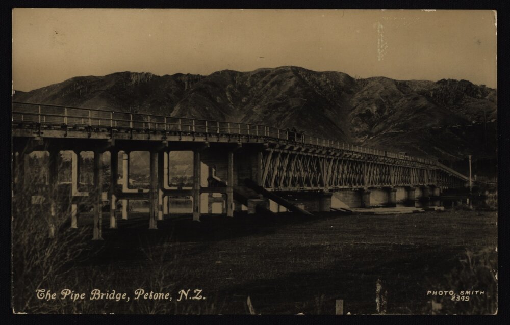 Postcards of Petone from the Collections of the Petone Settlers Museum