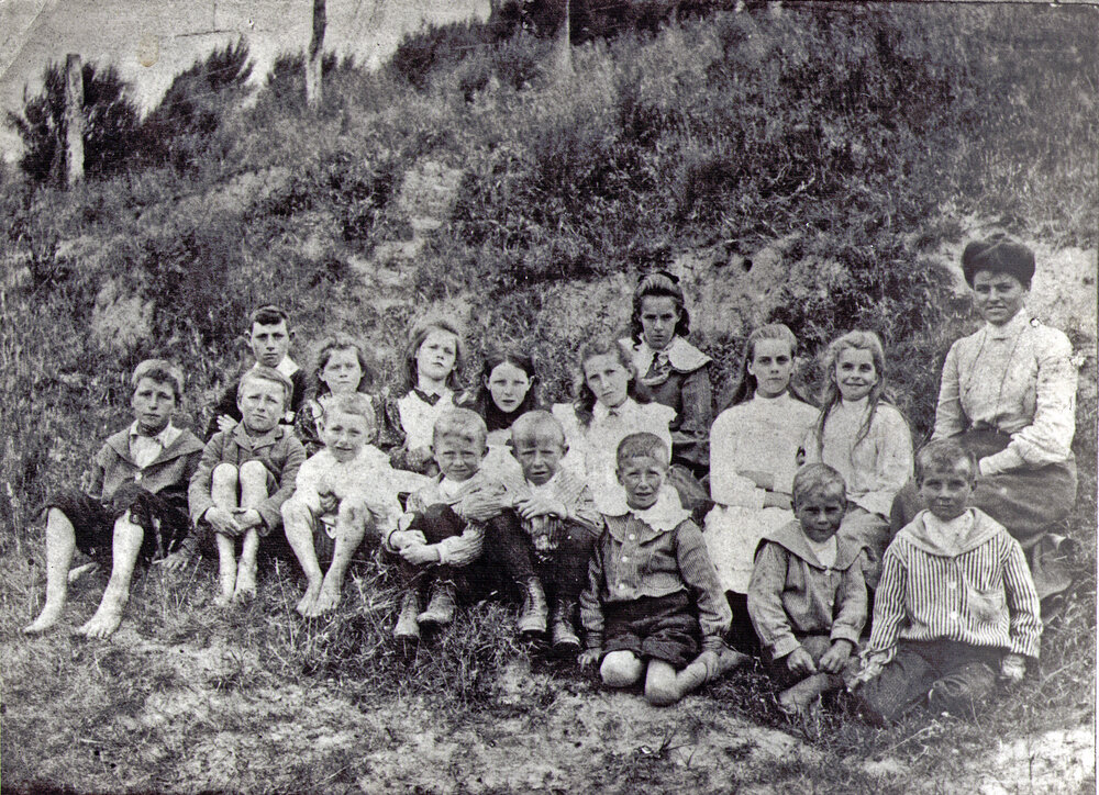 Pupils of Stokes Valley School - 1907