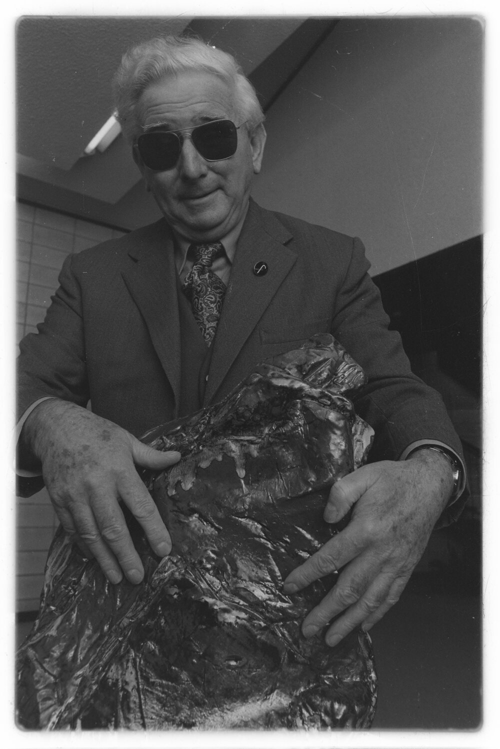 Seein with his hands