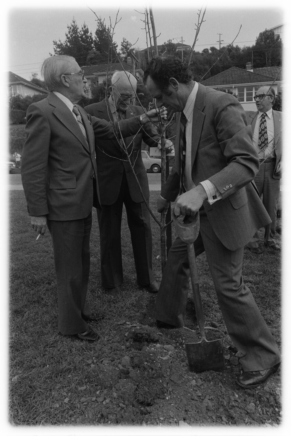 Car firm's Arbor Day gift 