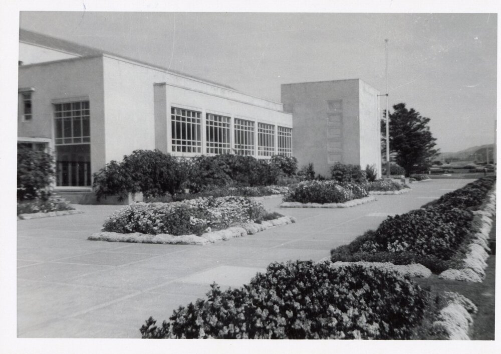 War Memorial Library 
