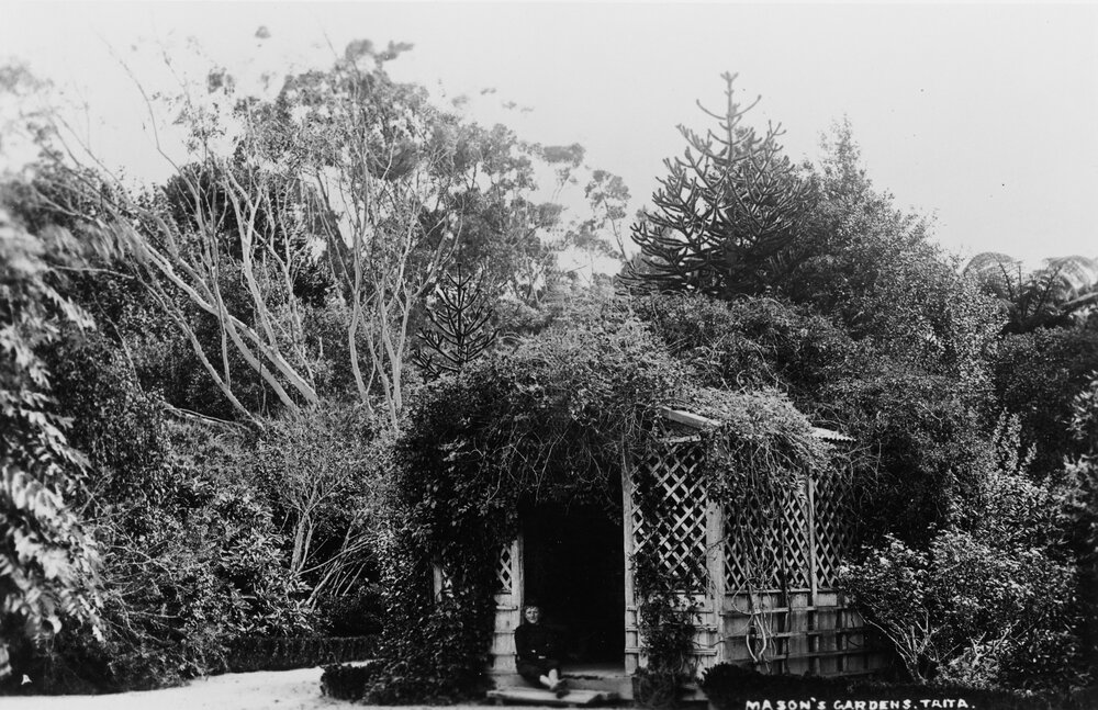 Summer house at Thomas Mason's Gardens