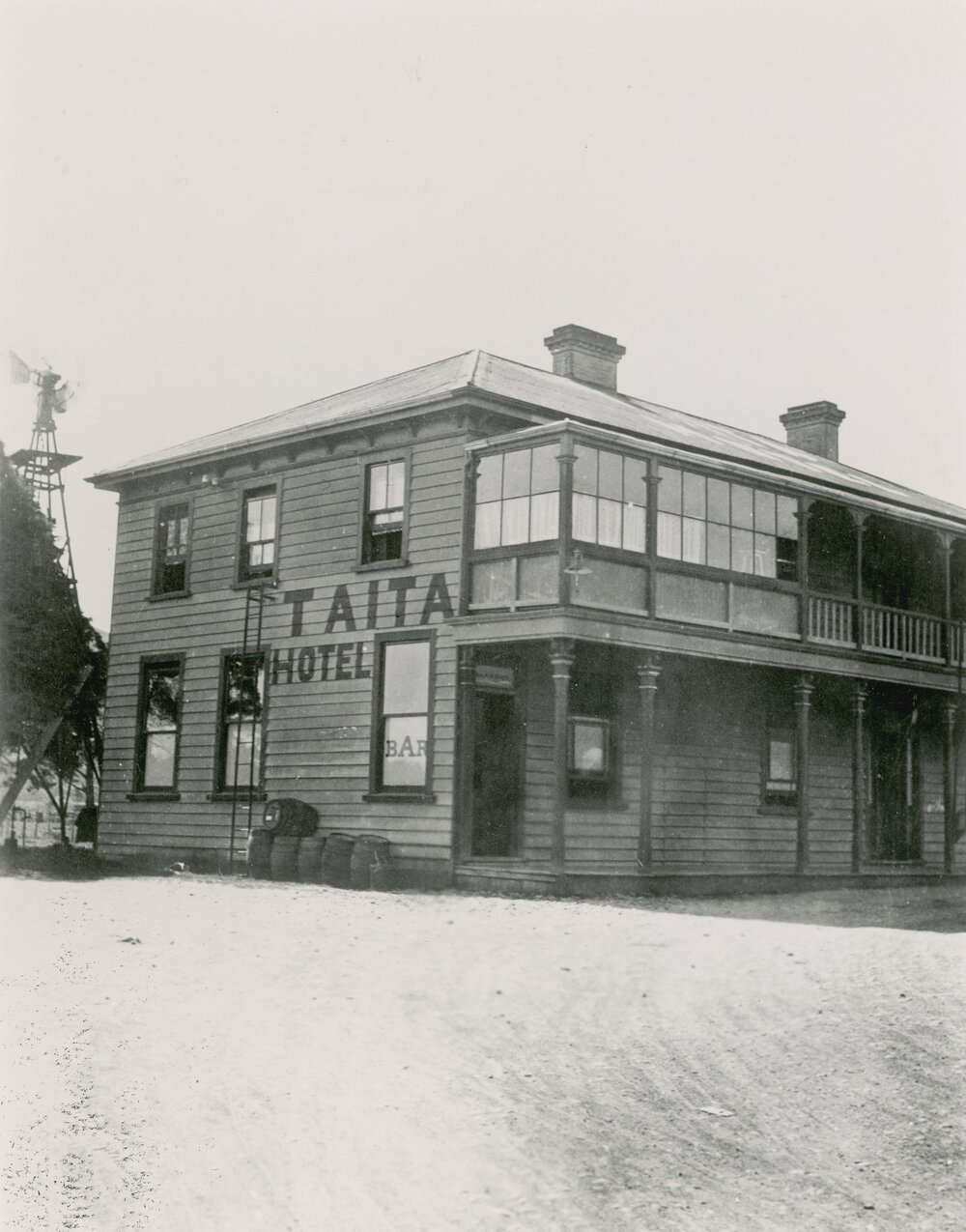Taita Hotel