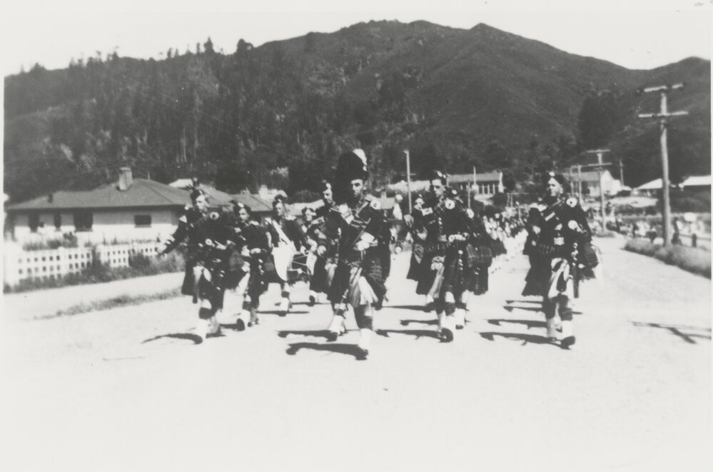 1949 Christmas parade : Scottish pipe band