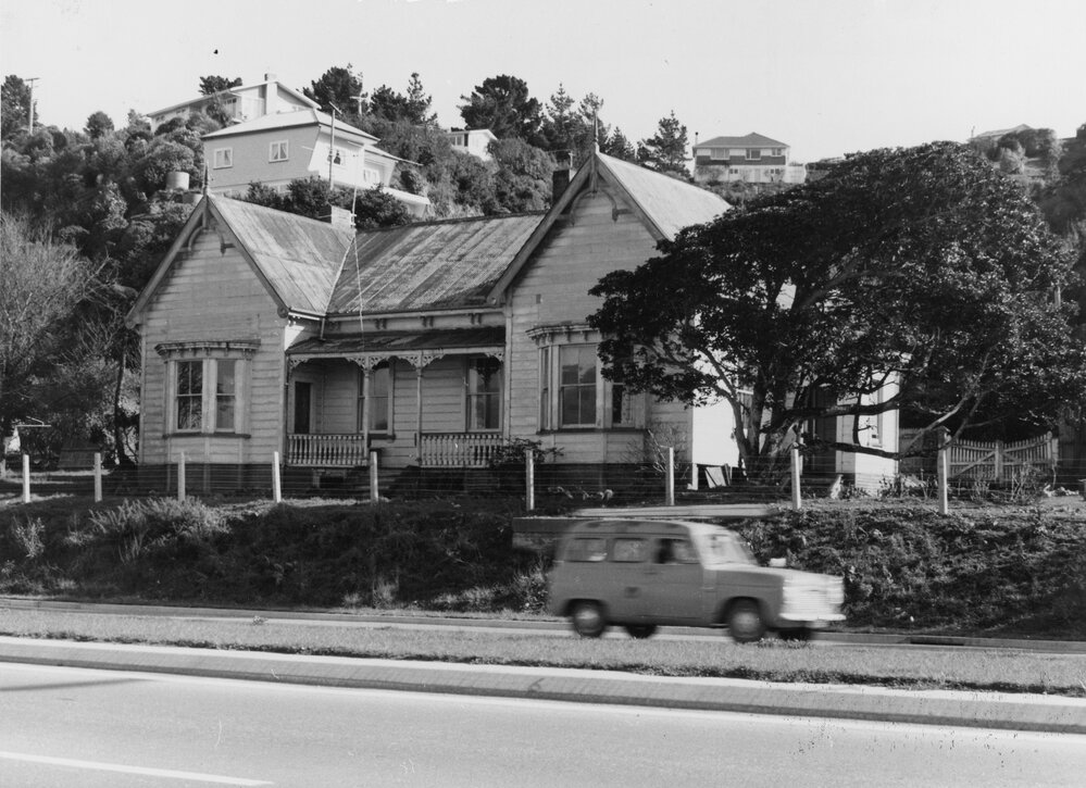 282 Groundsell Crescent