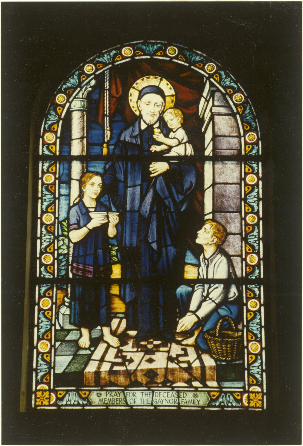 Sacred Heart Catholic Church : stained glass window (Gaynor memorial)