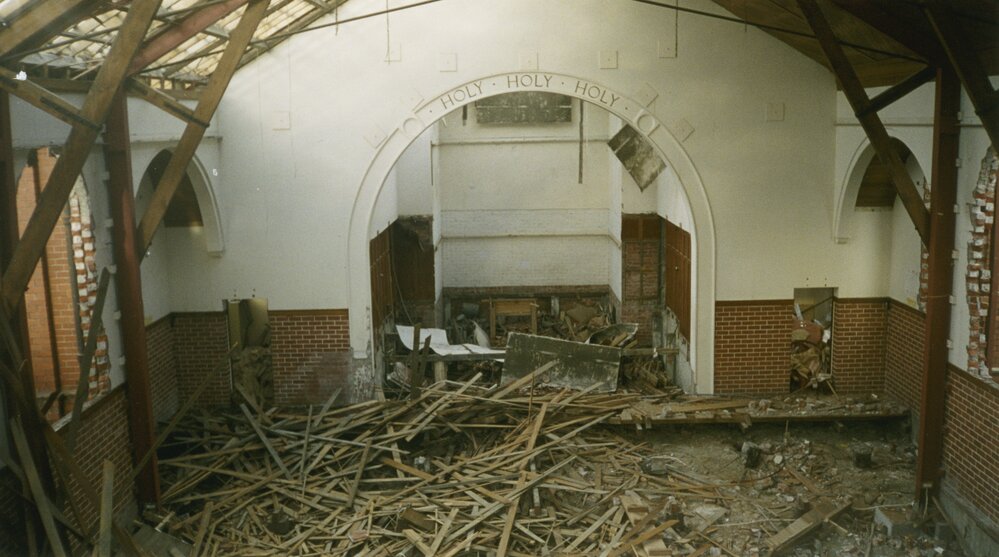 Laings Road Methodist Church demolition (c) : interior sanctuary arch and front nave