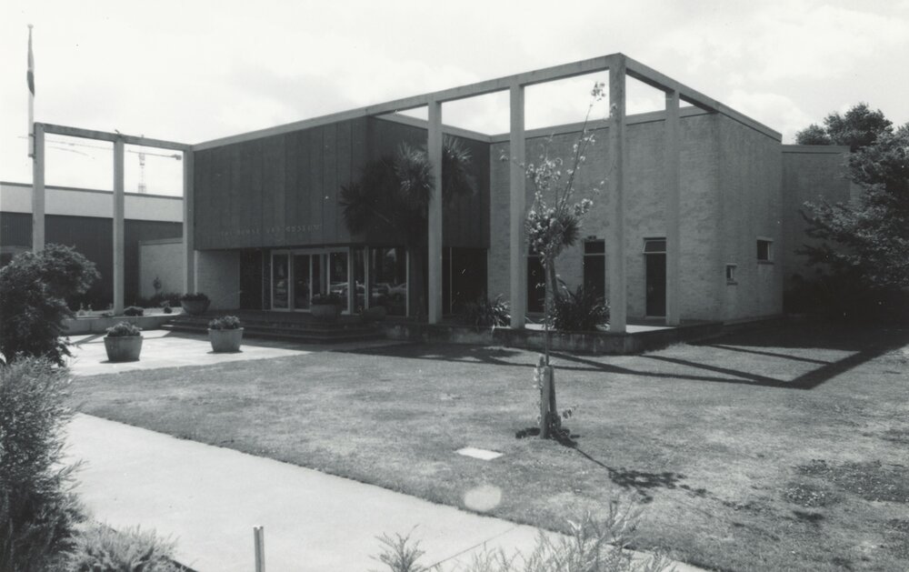 Dowse Art Gallery: local landmark buildings