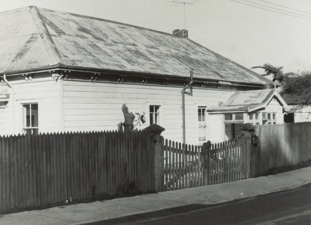 282 Grounsell Crescent