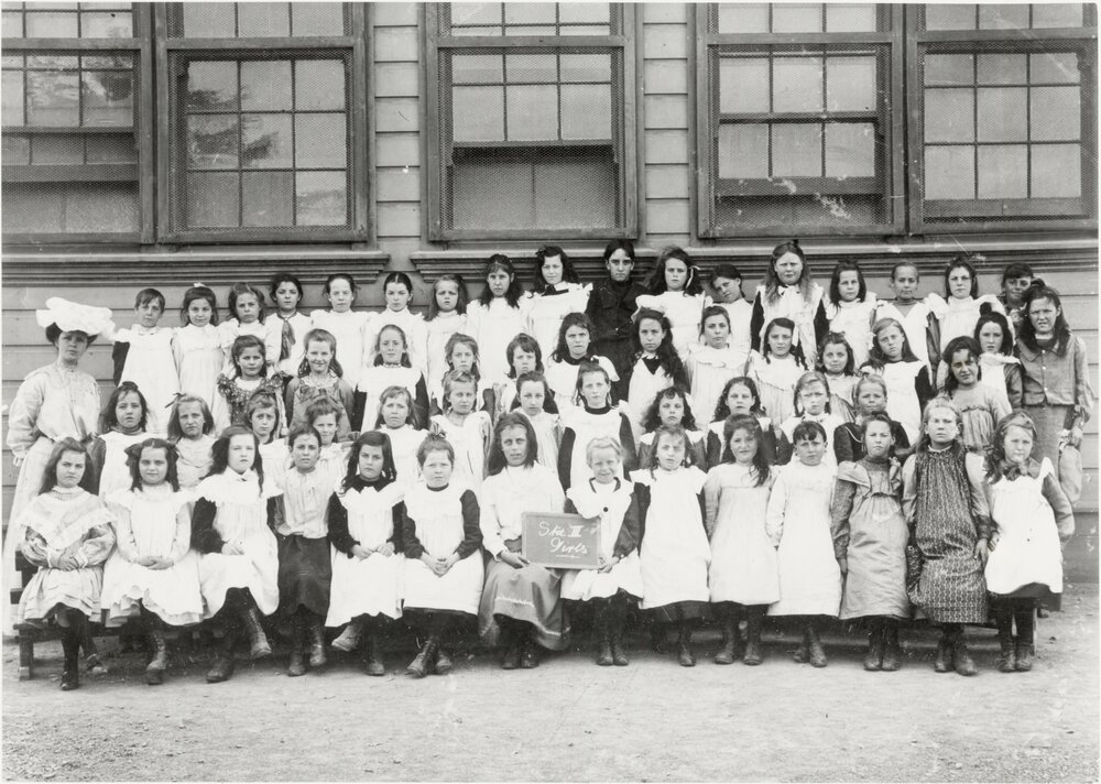 Petone School Std 3 girls