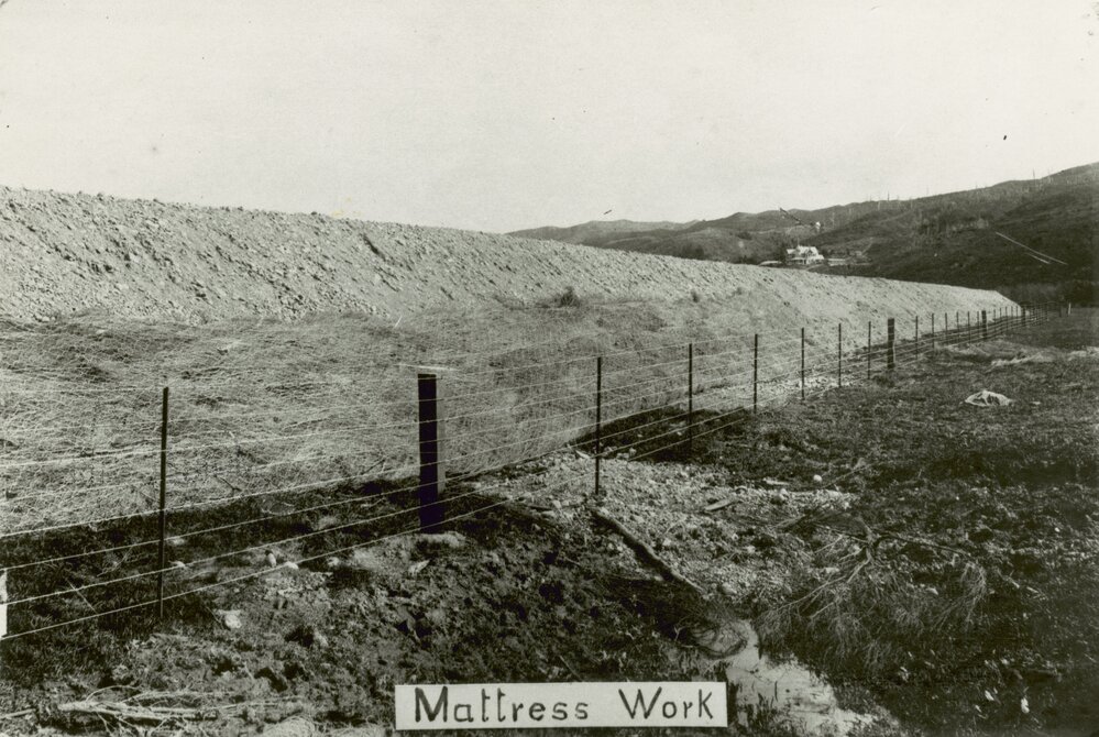 Stopbank mattress work