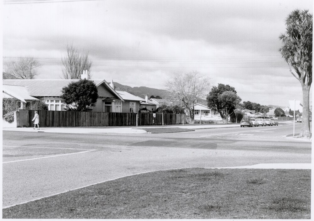 Bloomfield Terrace and Waterloo Road
