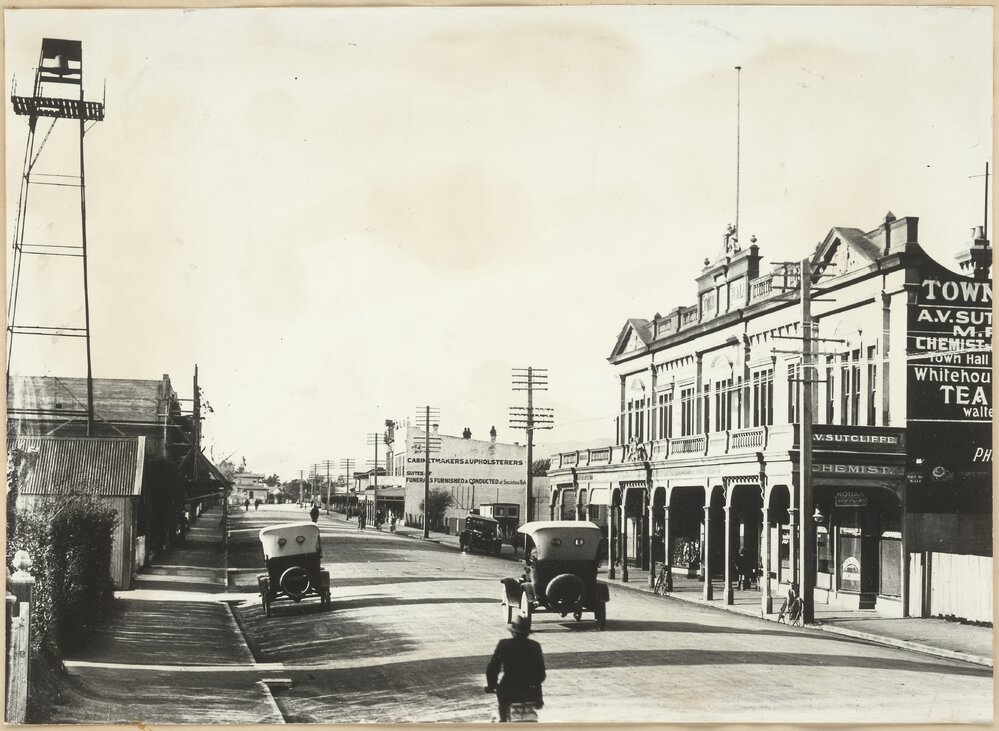 High Street looking north
