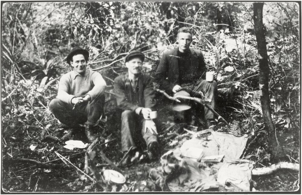 A.H. Collett, Stan Dudding, Ted Hamer on Southern Crossing of Tararuas