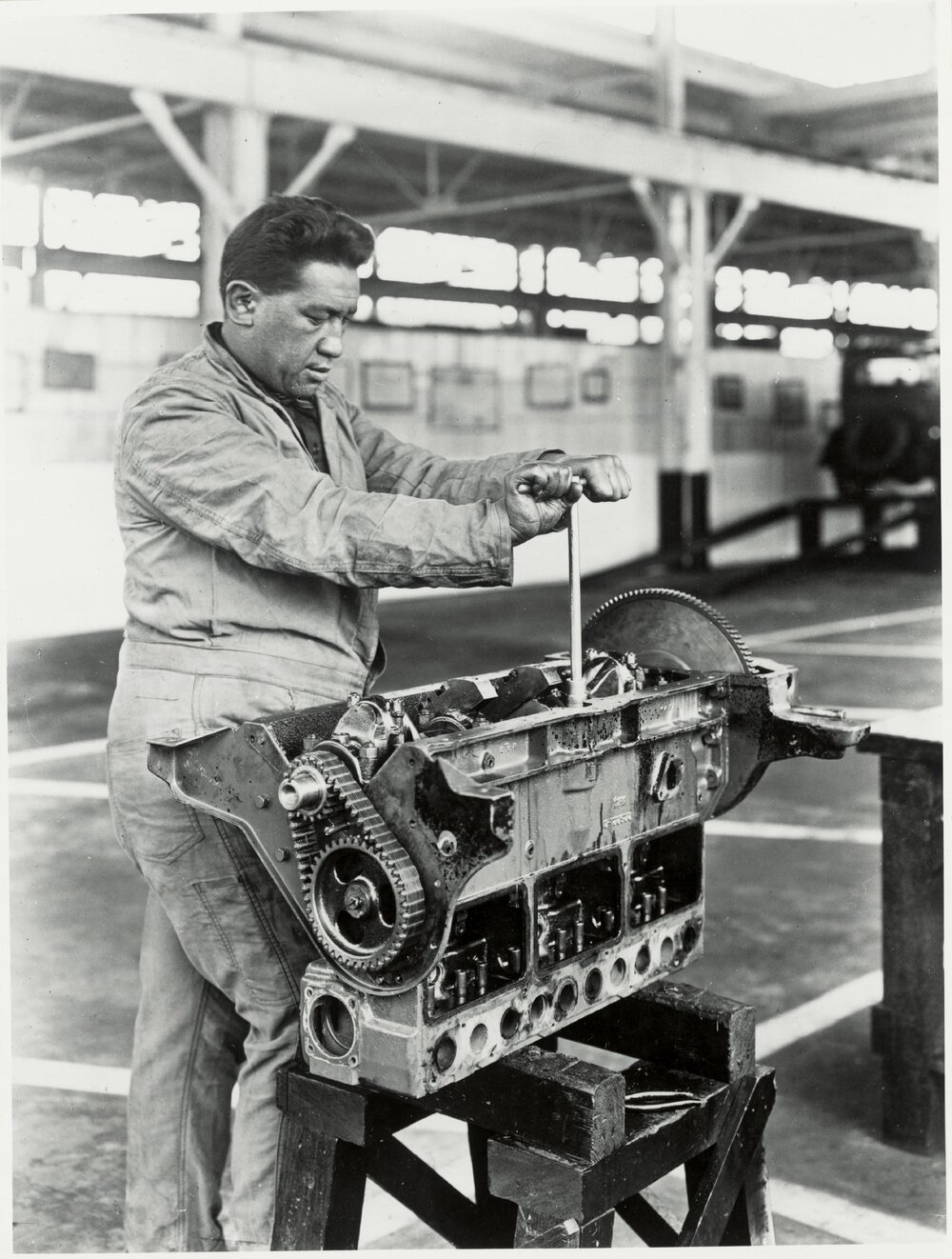 General motors: assembling motor