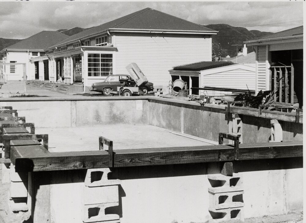Hutt Central School swimming pool