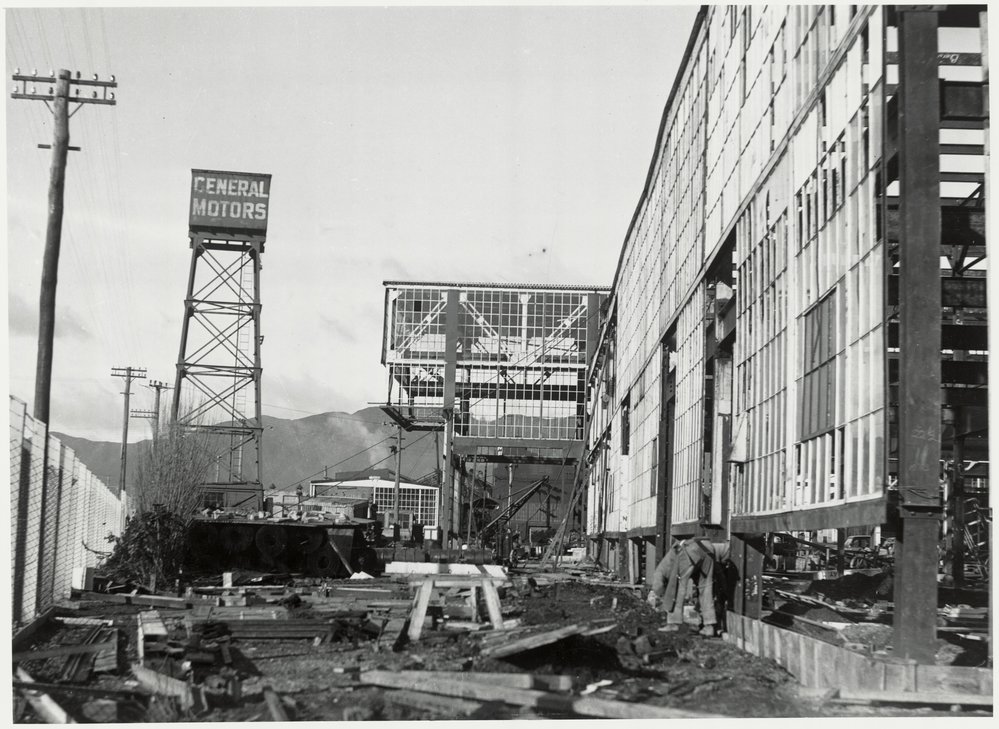 General Motors : alterations to the rear of the factory