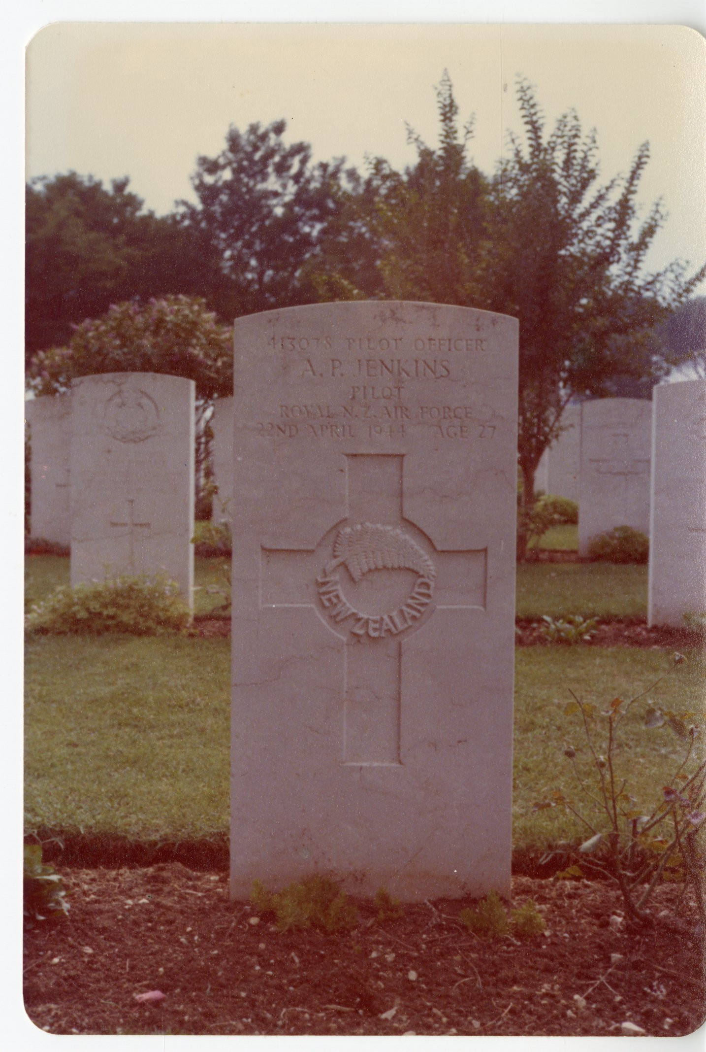 Photo of Allen Jenkins gravestone.  
Jenkins family collection.