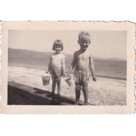Children on Petone Beach