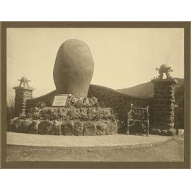  Laing- Meason Memorial