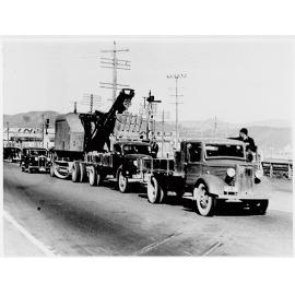 Removing excavator from Hutt estuary to Ngahauranga Gorge 