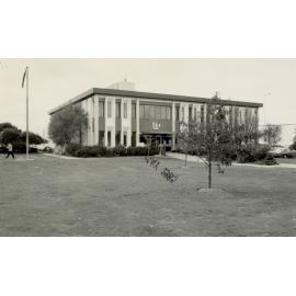 Courthouse (new): local landmark buildings