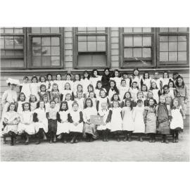 Petone School Std 3 girls