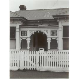 25 Nelson Street: detail