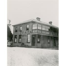 Taita Hotel