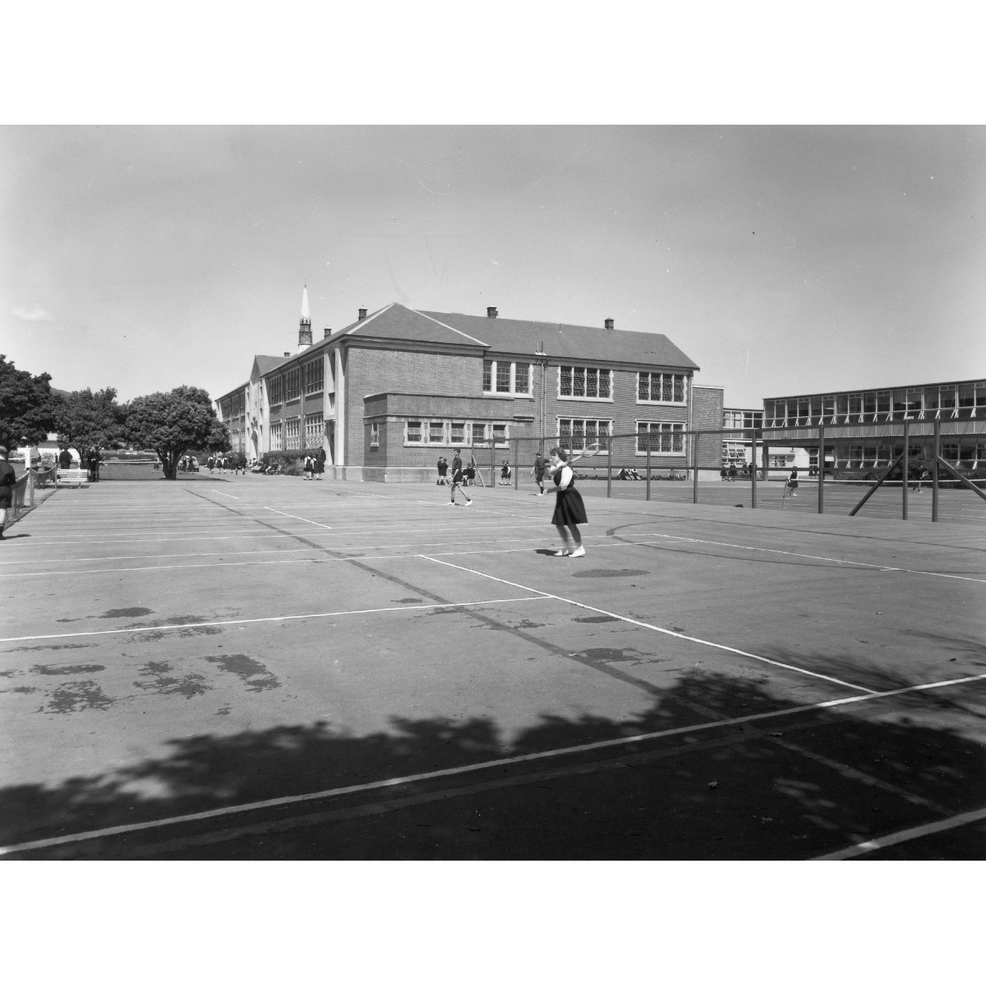 Publication 005 Hutt Valley High School Yearbook