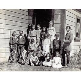 Stokes Valley School Pupils - 1909