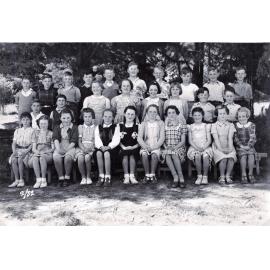 Stokes Valley School Pupils - 1952