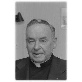 Eastbourne priest honoured by Pope 