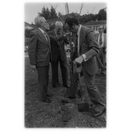 Car firm's Arbor Day gift 