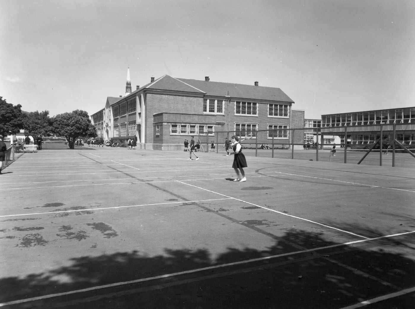 Publication 005 Hutt Valley High School Yearbook